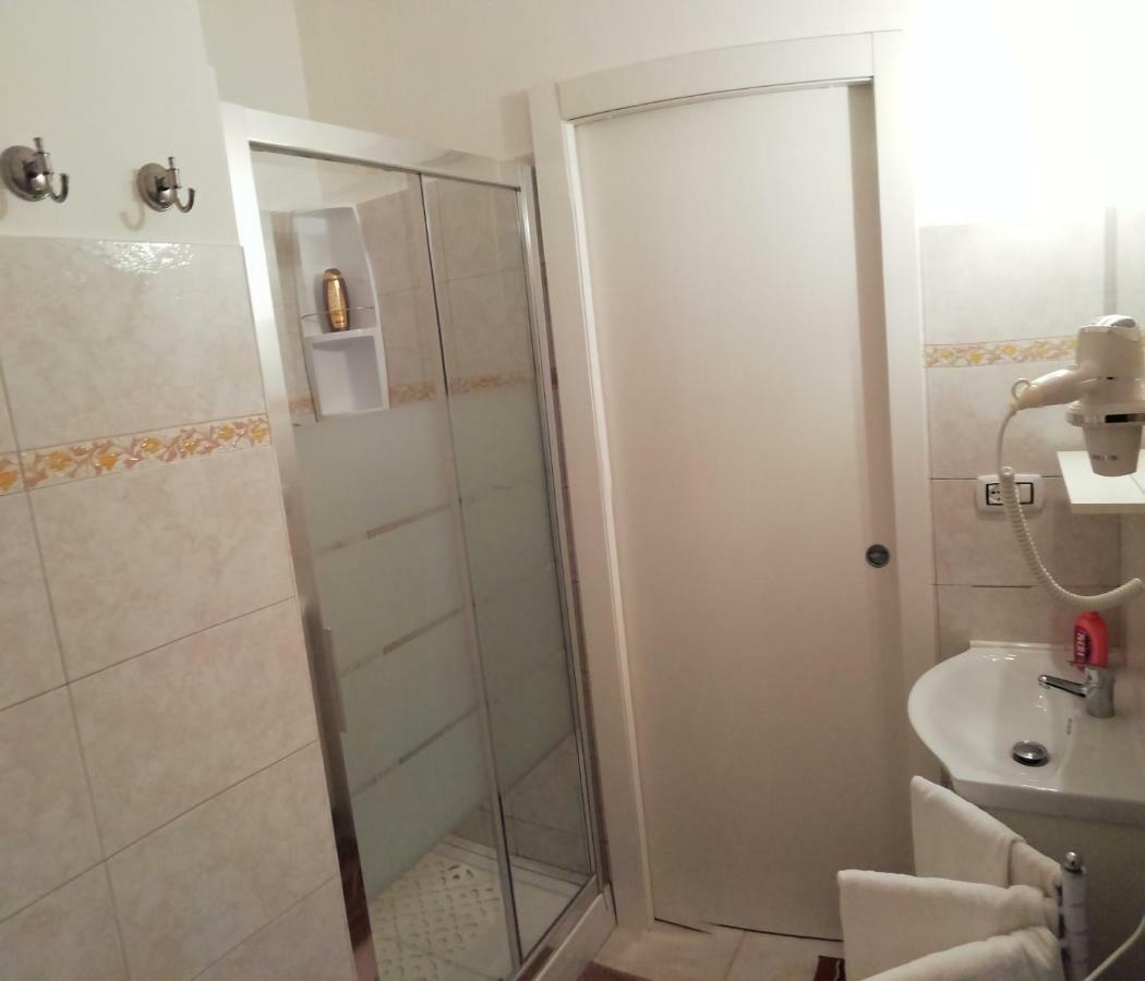 Apartment Urbino 33 Rome Luaran gambar