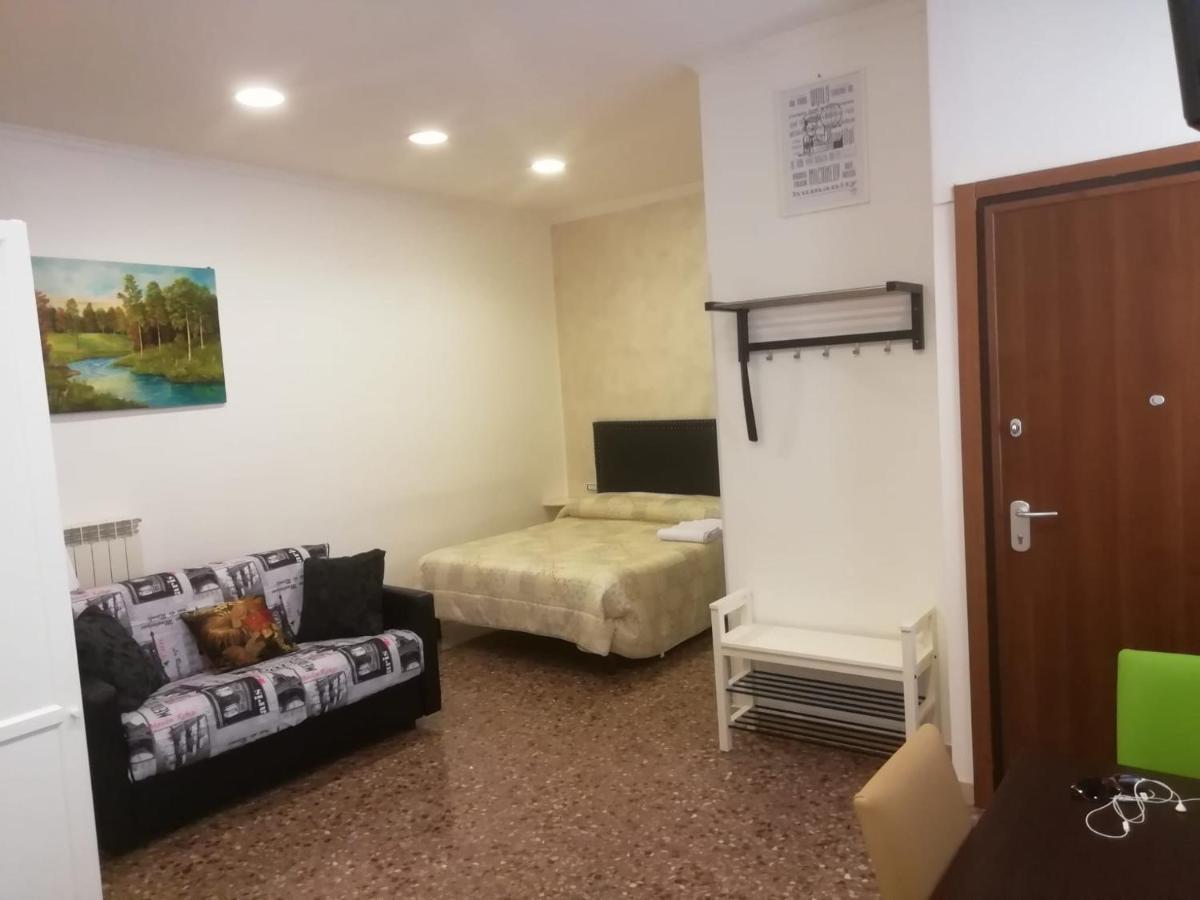 Apartment Urbino 33 Rome Luaran gambar